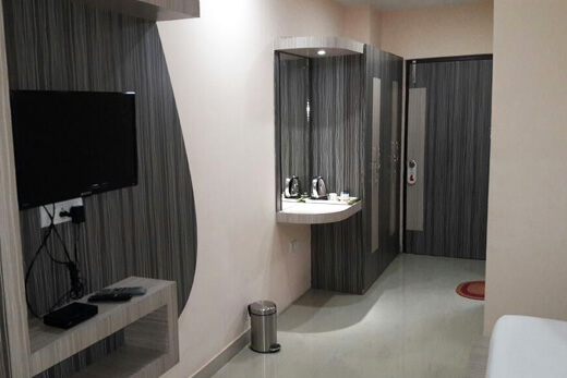 hotel ashoka grand